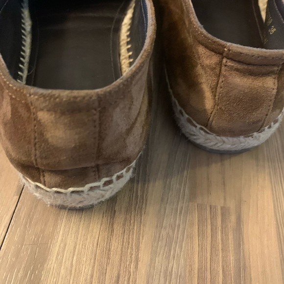 100% authentic Saint Laurent sued - Picture 4 of 5